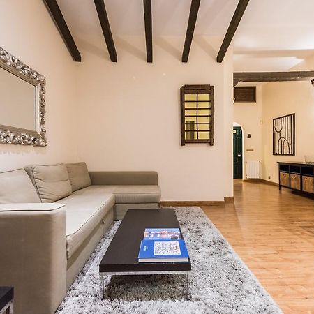 Downtown Jacuzzi Apartment Мадрид Екстериор снимка