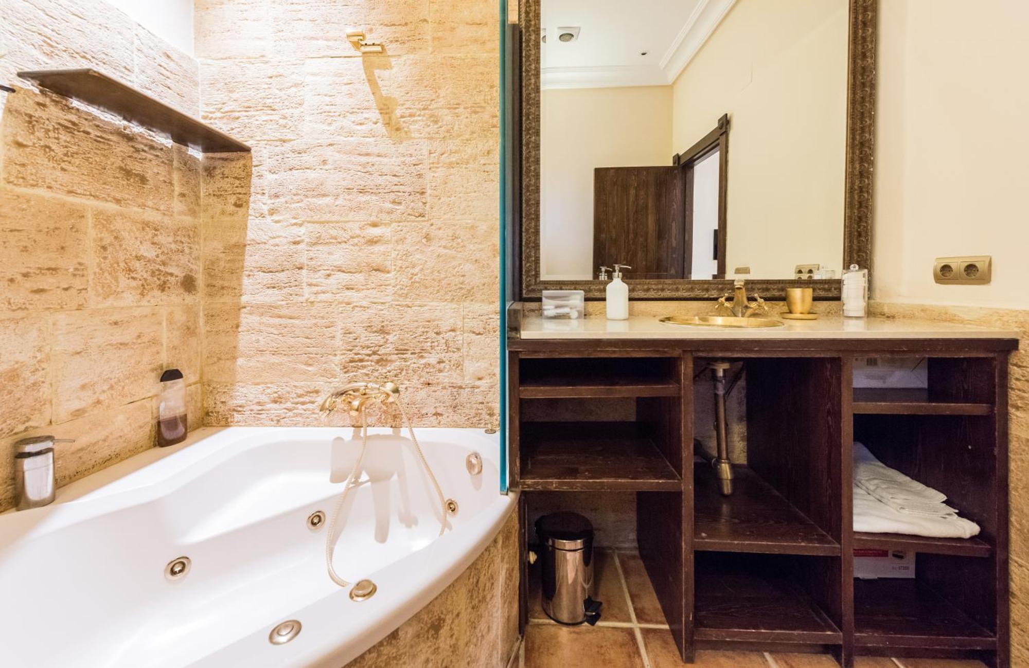 Downtown Jacuzzi Apartment Мадрид Екстериор снимка