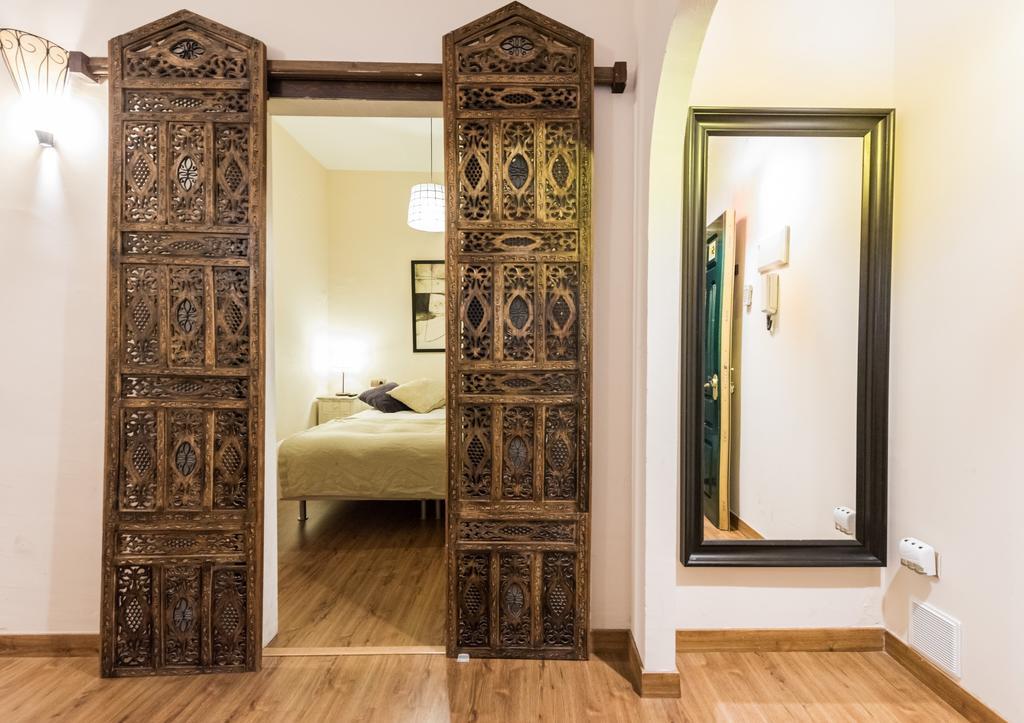 Downtown Jacuzzi Apartment Мадрид Екстериор снимка