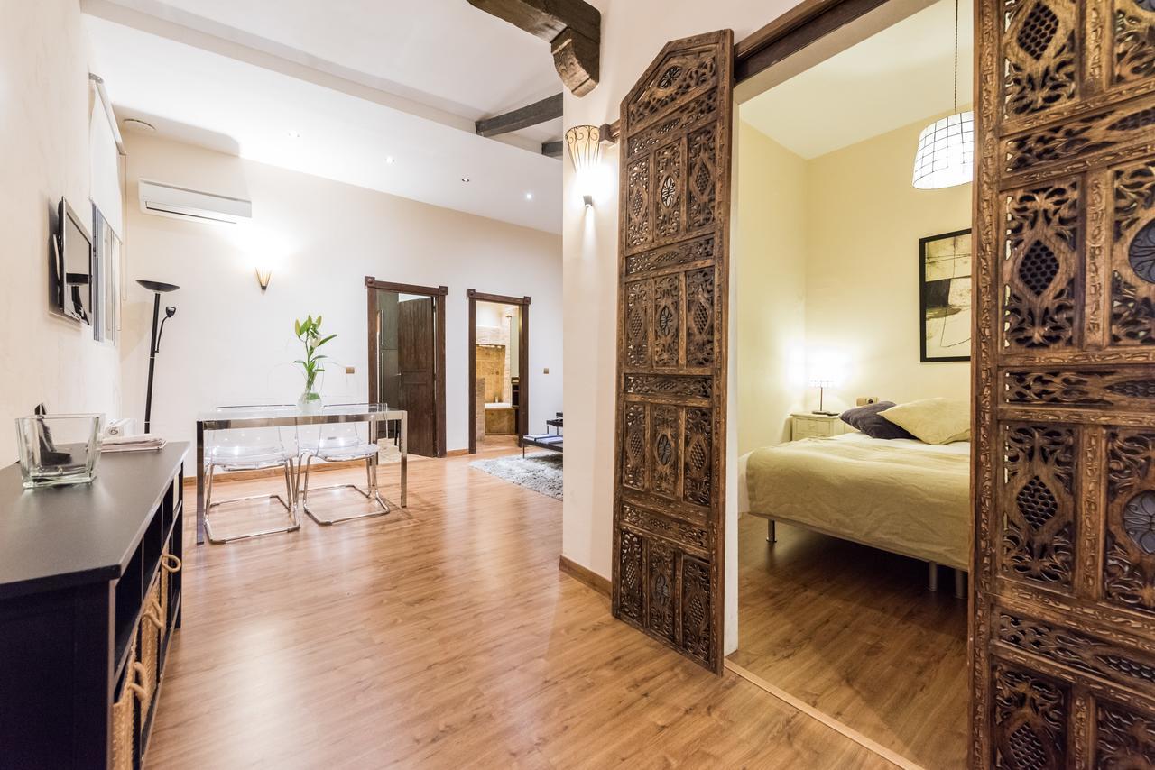 Downtown Jacuzzi Apartment Мадрид Екстериор снимка